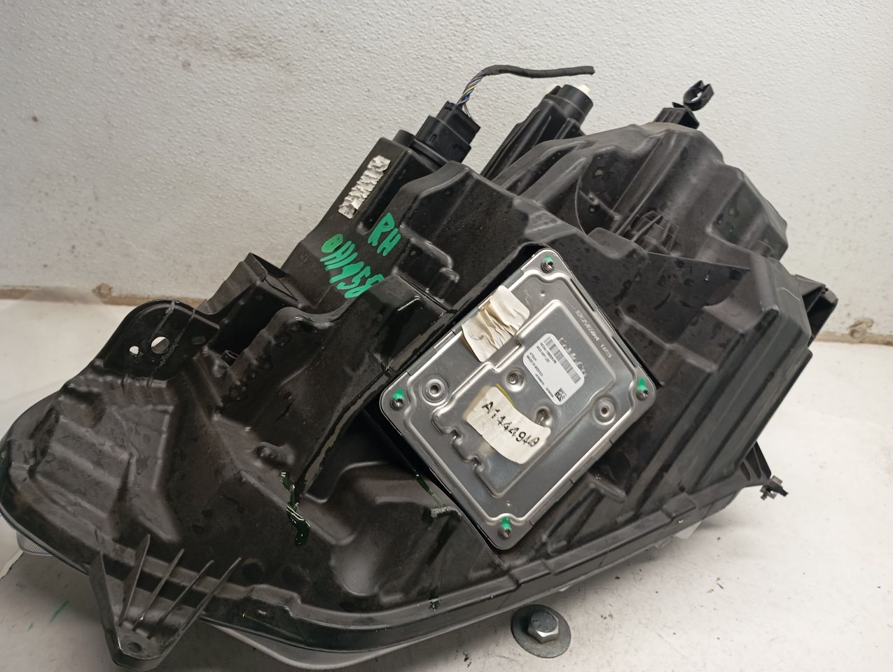 Part image 6