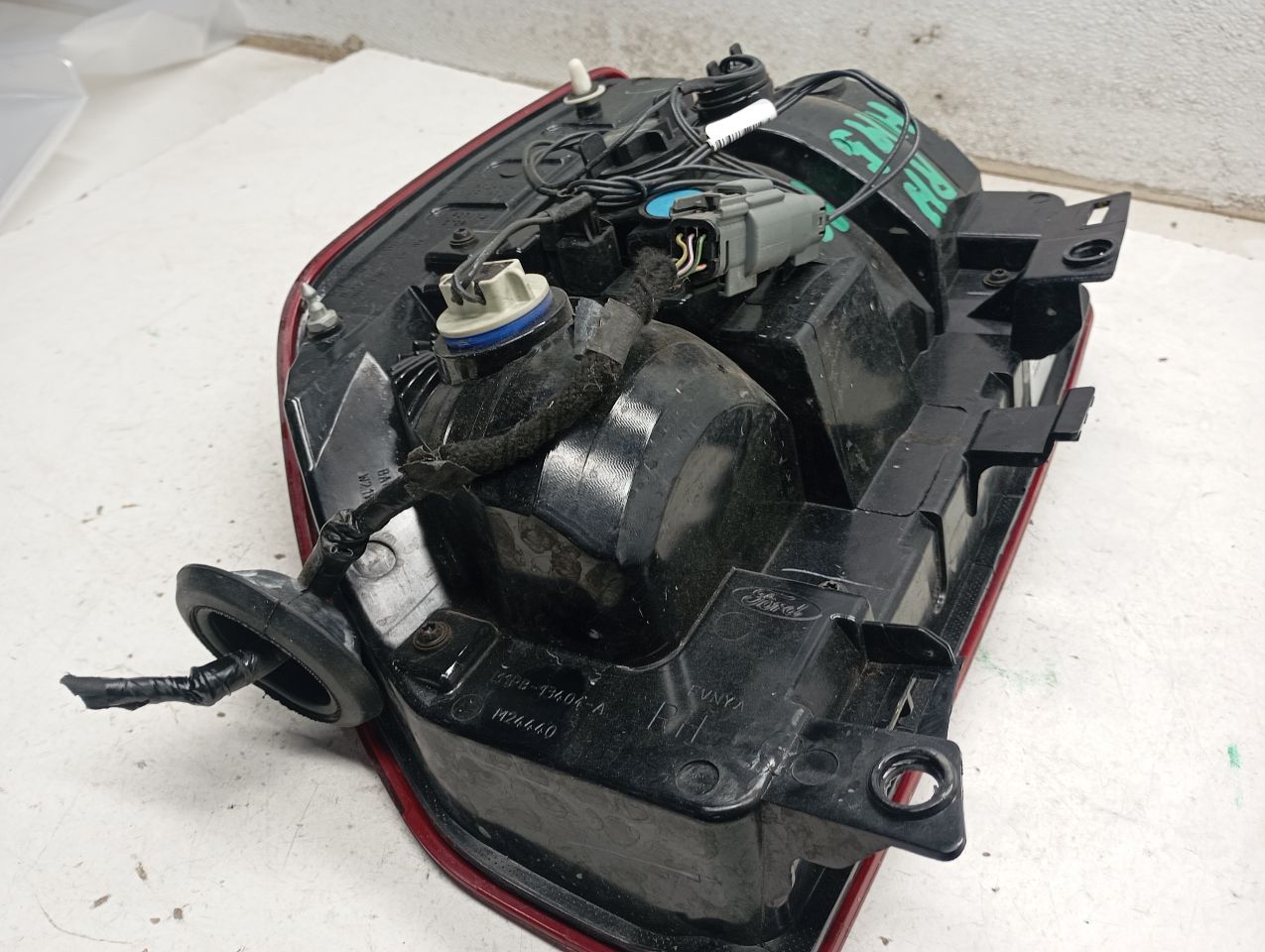 Part image 4