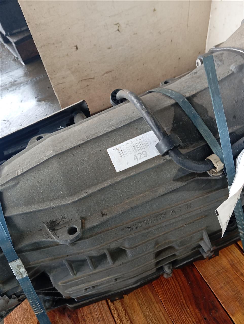 Part image 3