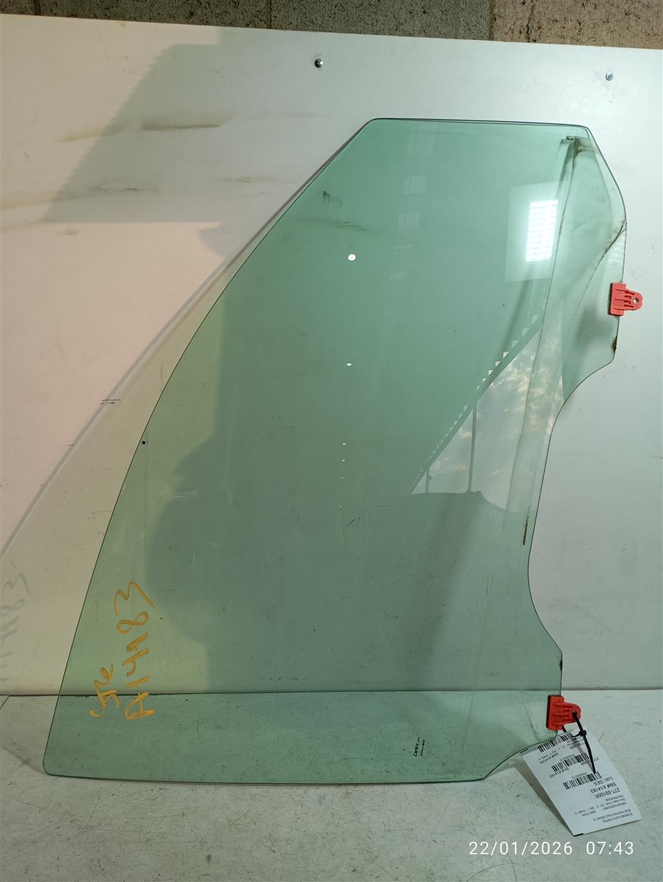 2006 Nissan TITAN Door Glass, Front