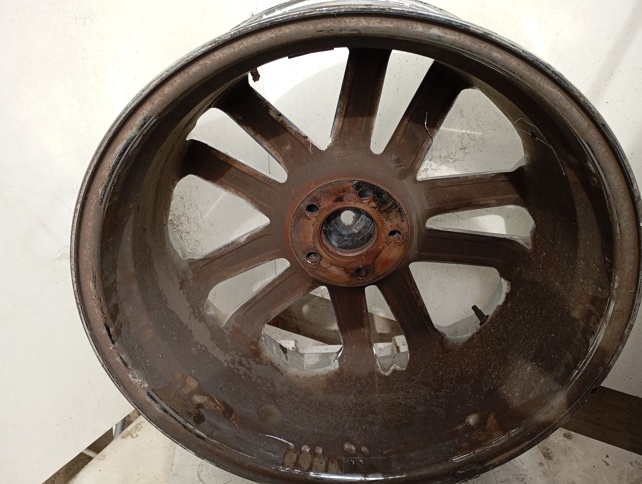 Part image 3