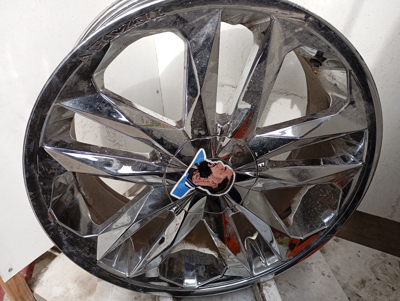 Part image 11