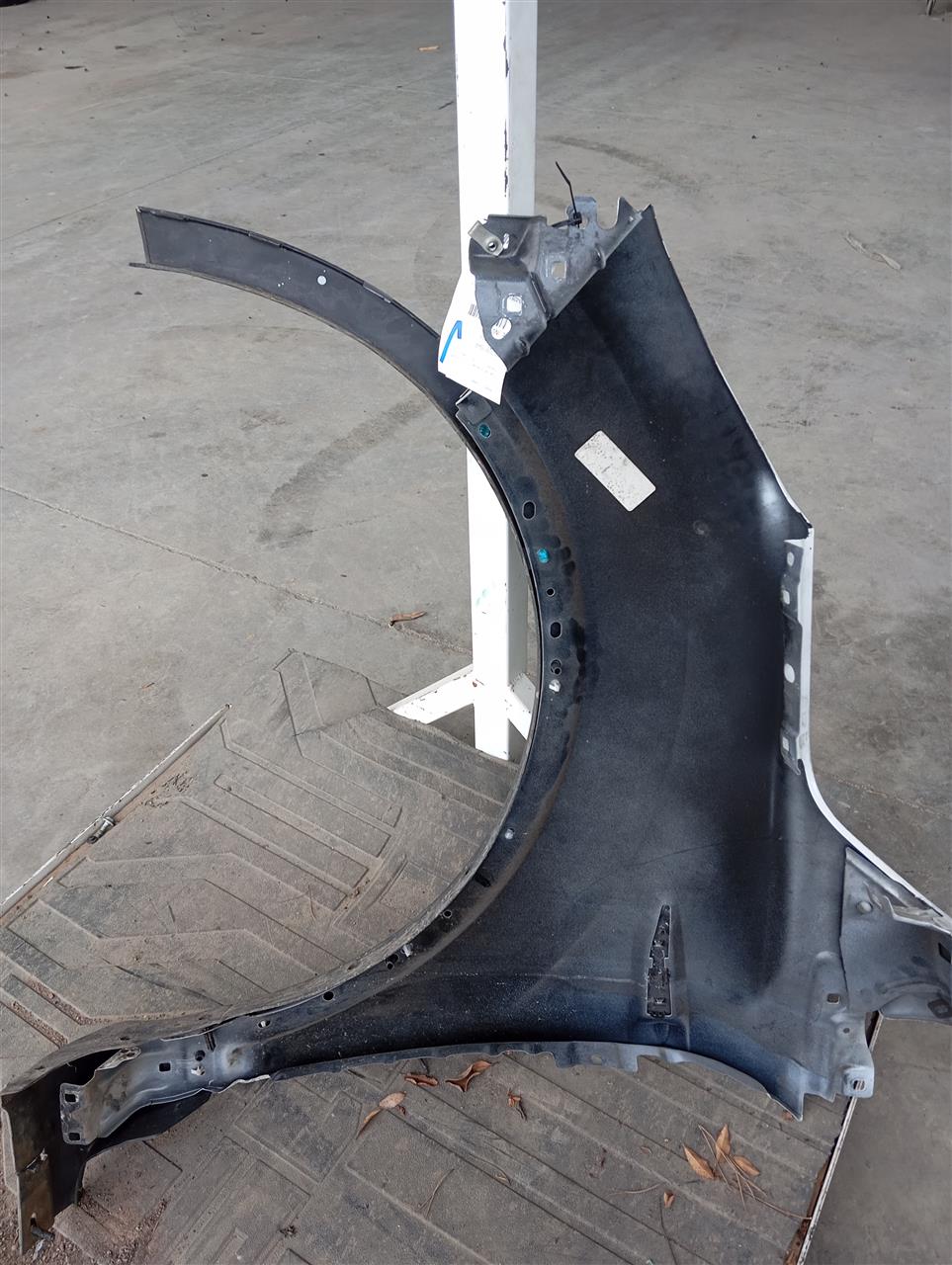 Part image 3