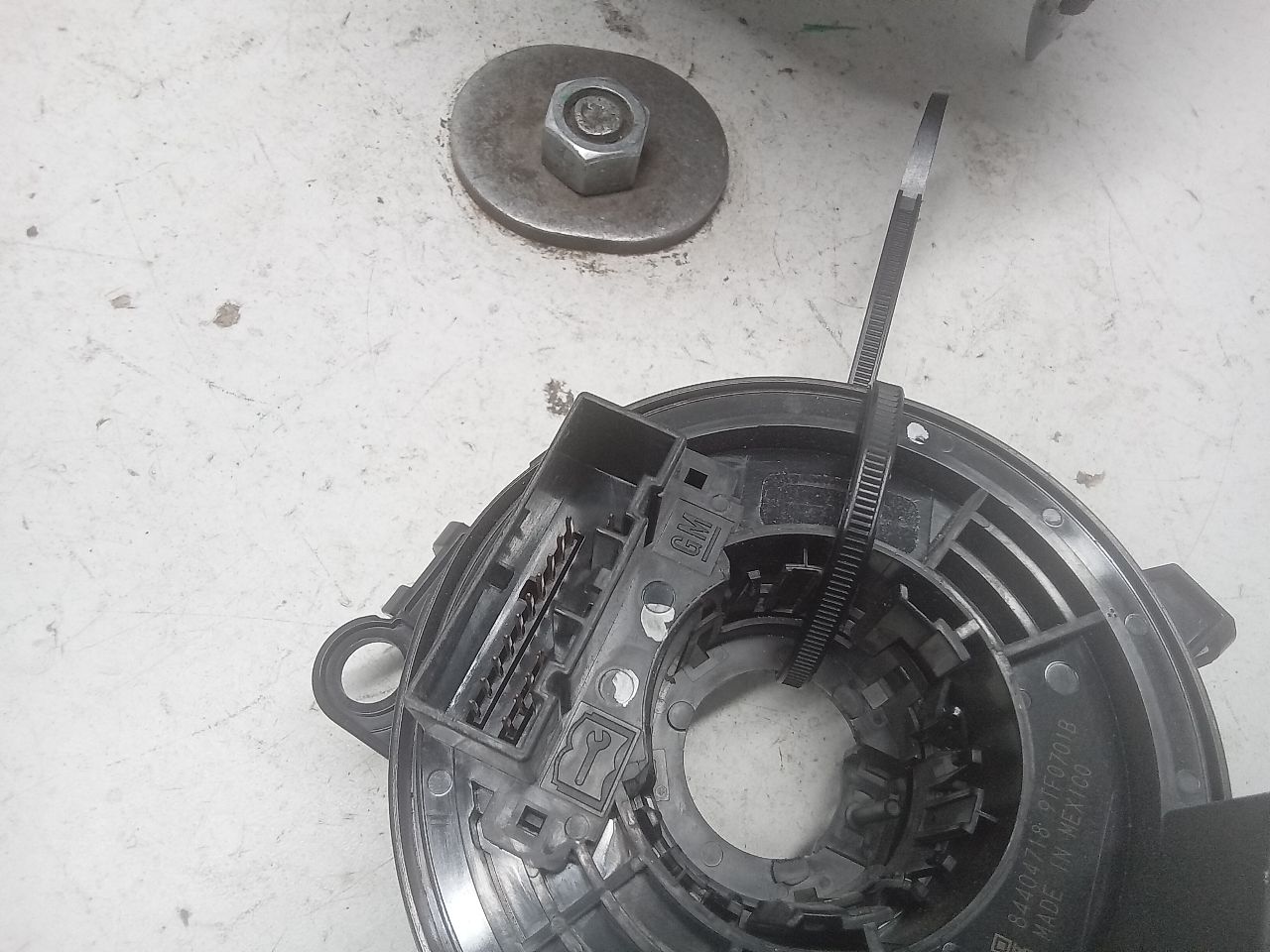 Part image 3