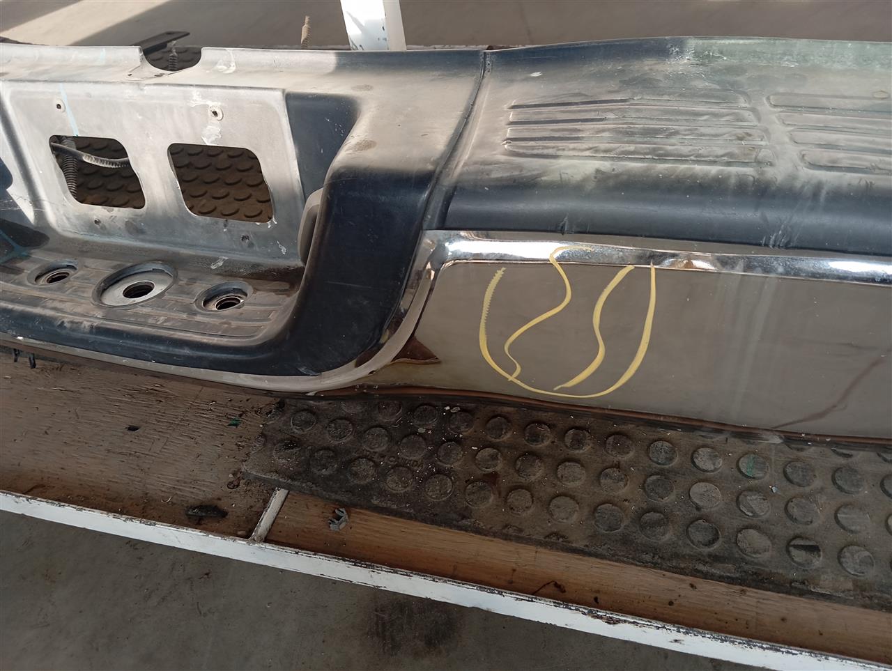 Part image 4