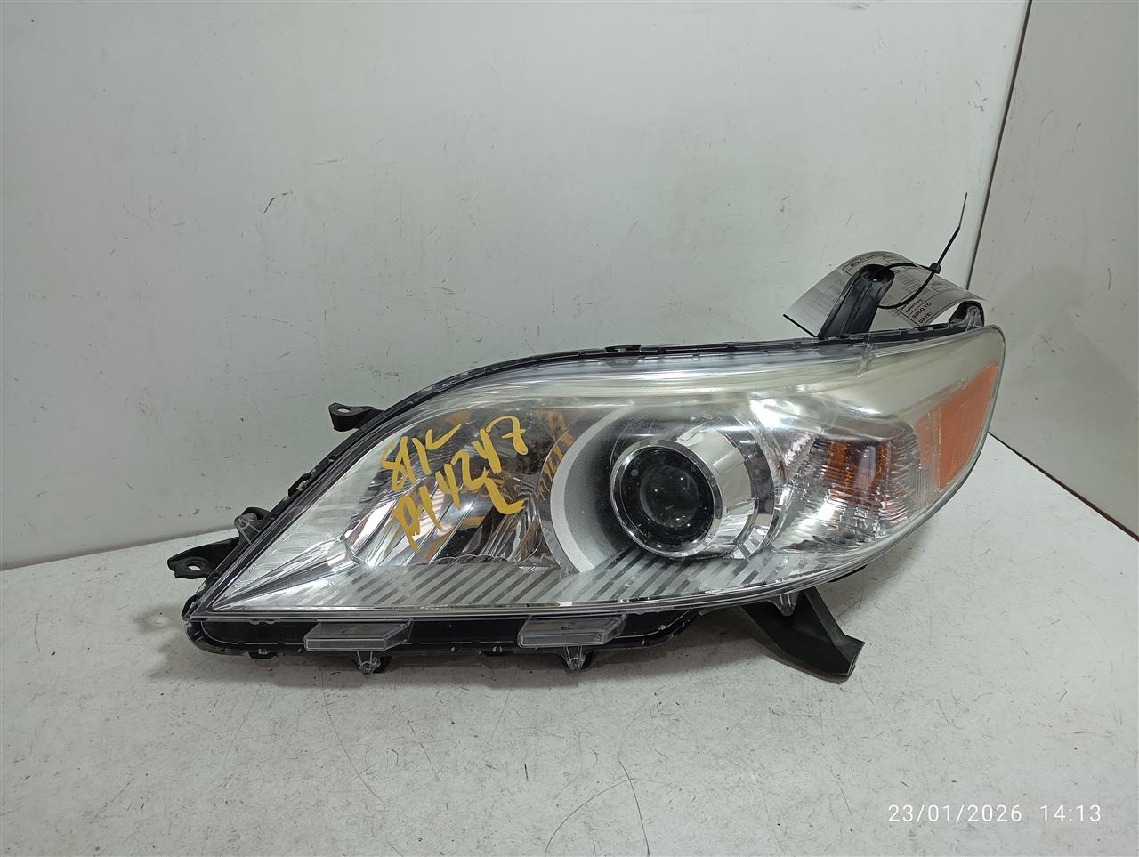 2020 Toyota SIENNA Headlamp Assembly