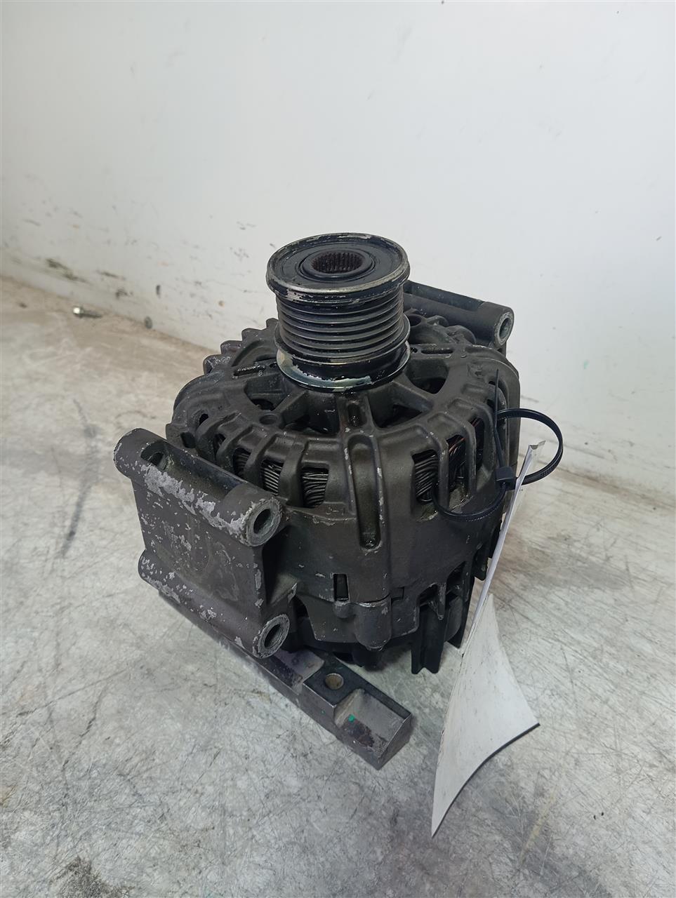 2012 MERCEDES C-CLASS Mercedes-Benz Alternator