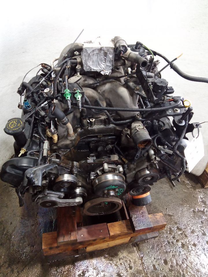 2003 Ford EXPEDITION Engine Assembly