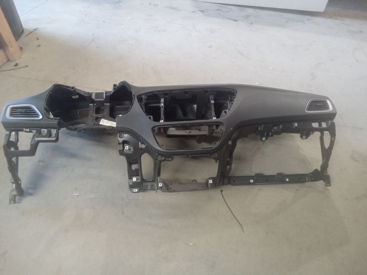Part image 12