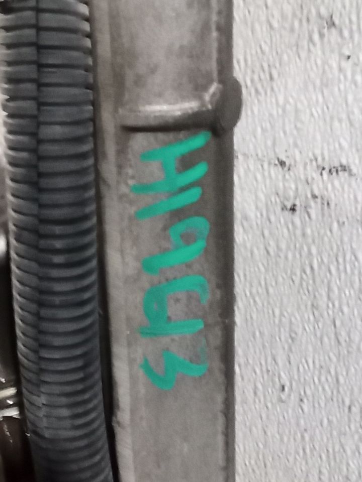 Part image 7