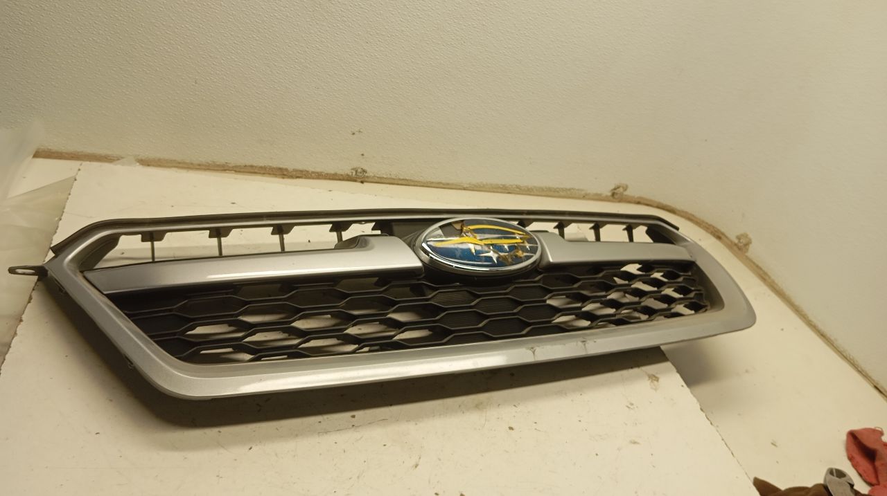 2014 Subaru IMPREZA Grille