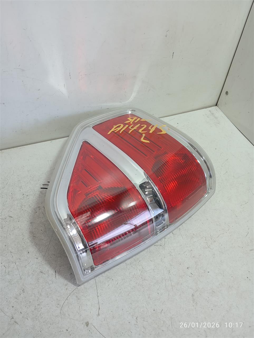 Part image 1