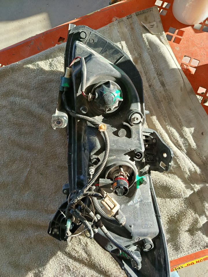 Part image 2