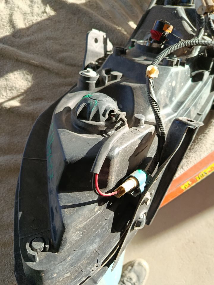Part image 3