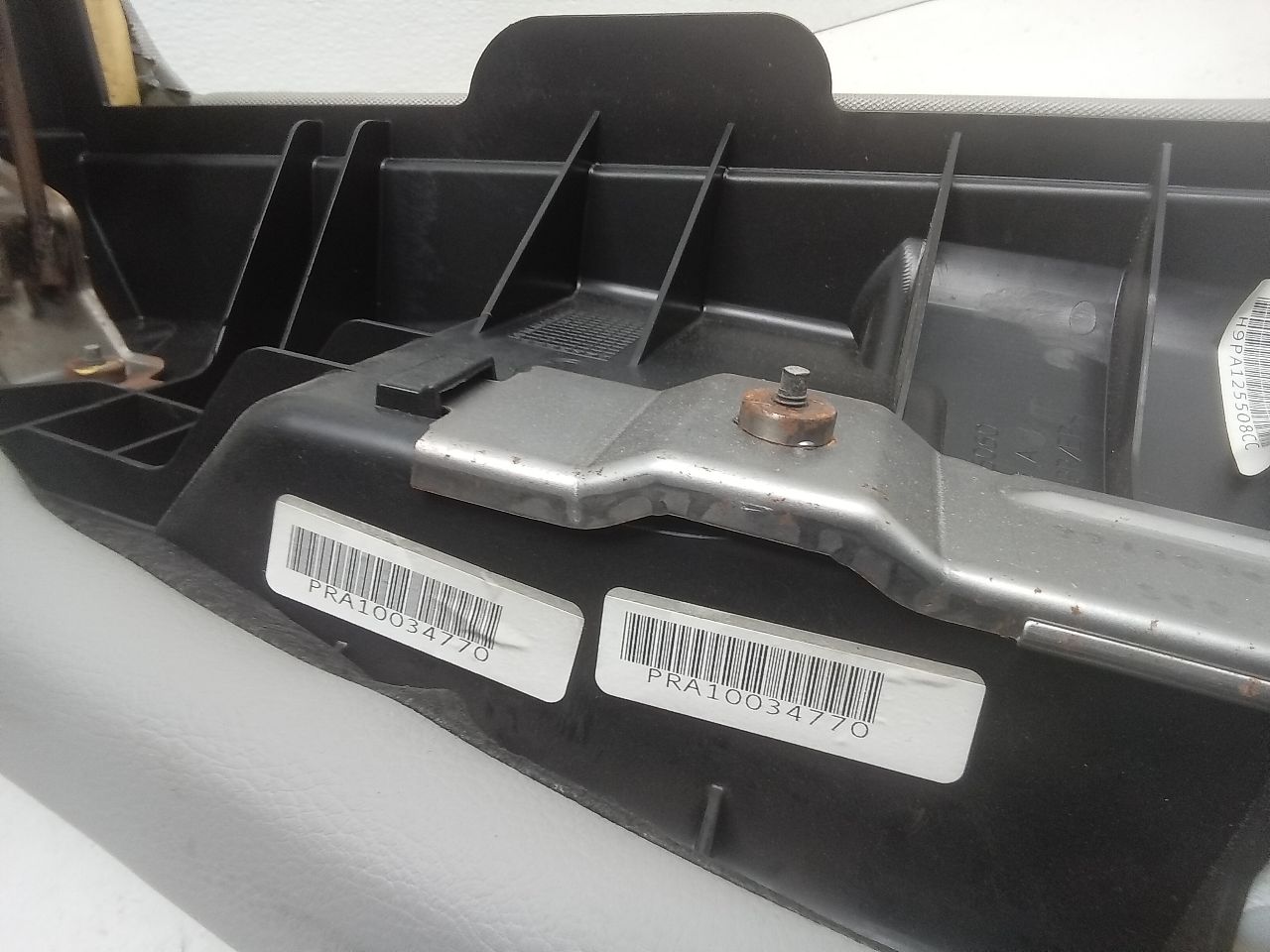 Part image 6