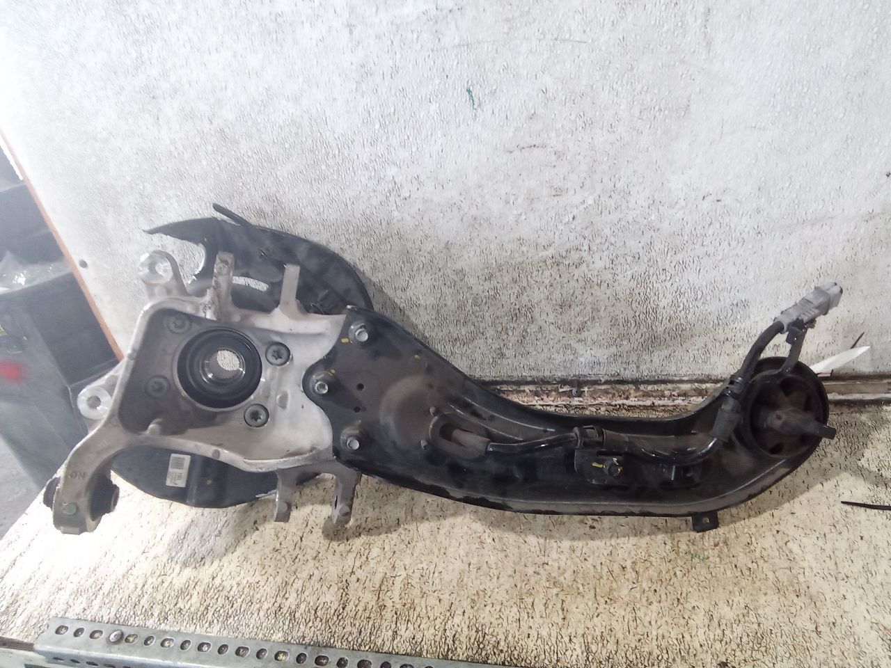 Part image 4