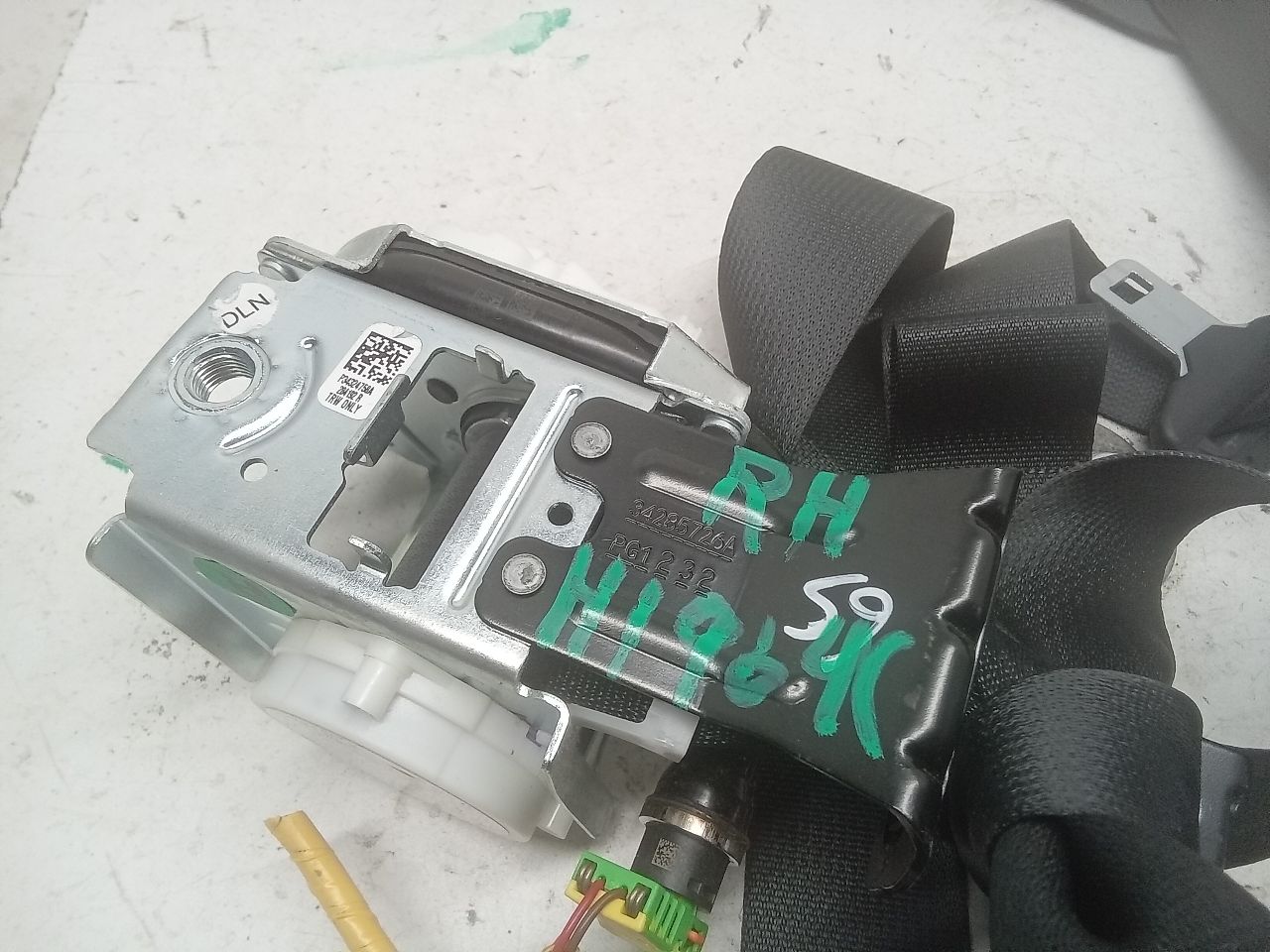 Part image 3