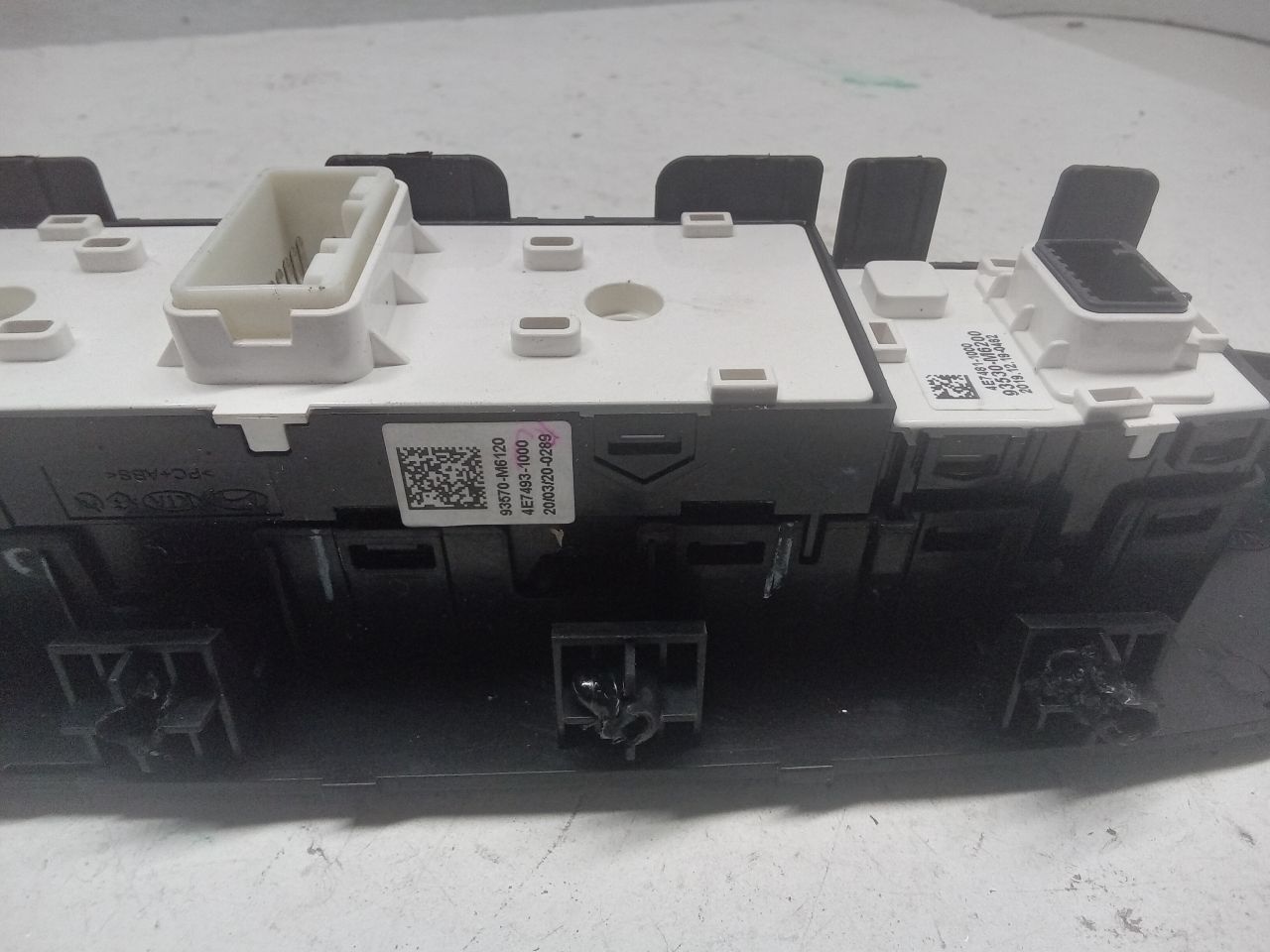 Part image 5