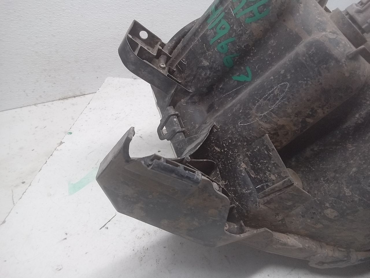 Part image 7
