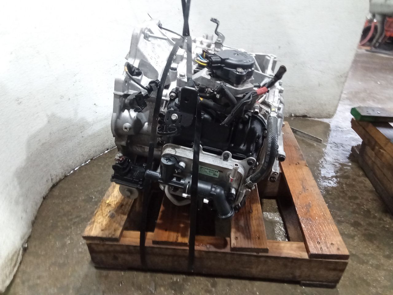 Part image 11