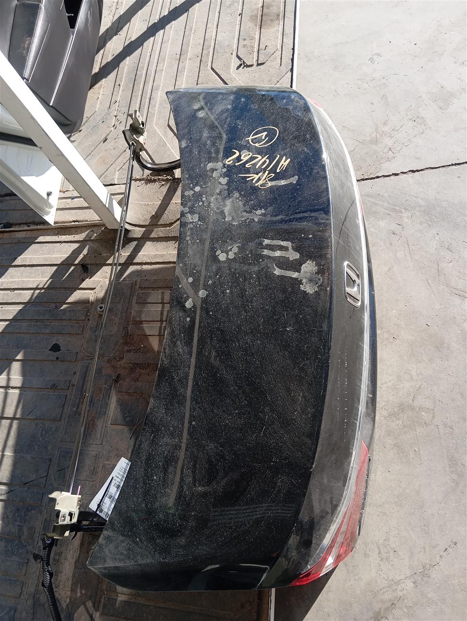 Part image 3