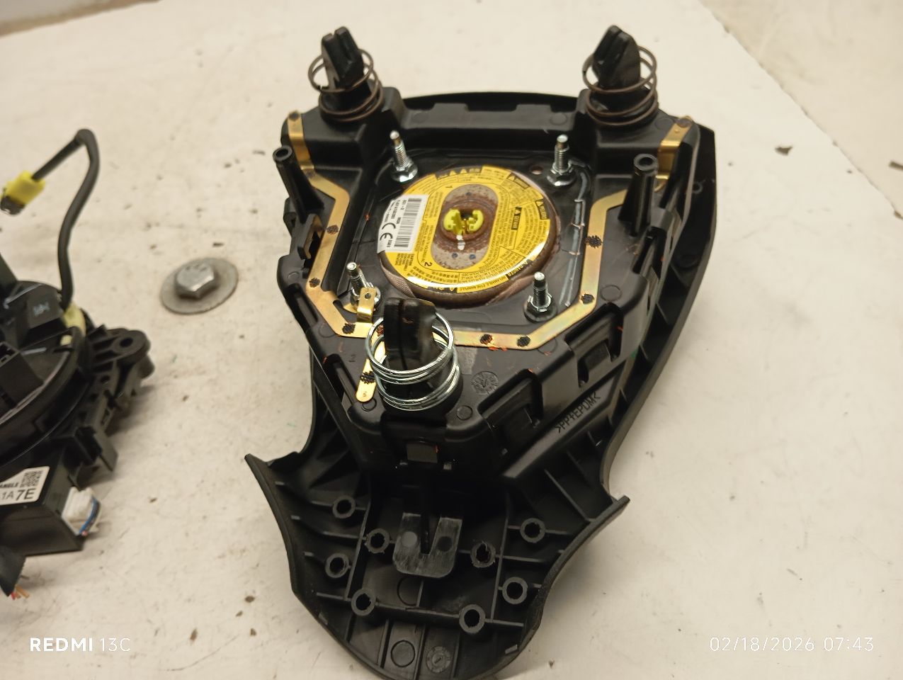 Part image 3