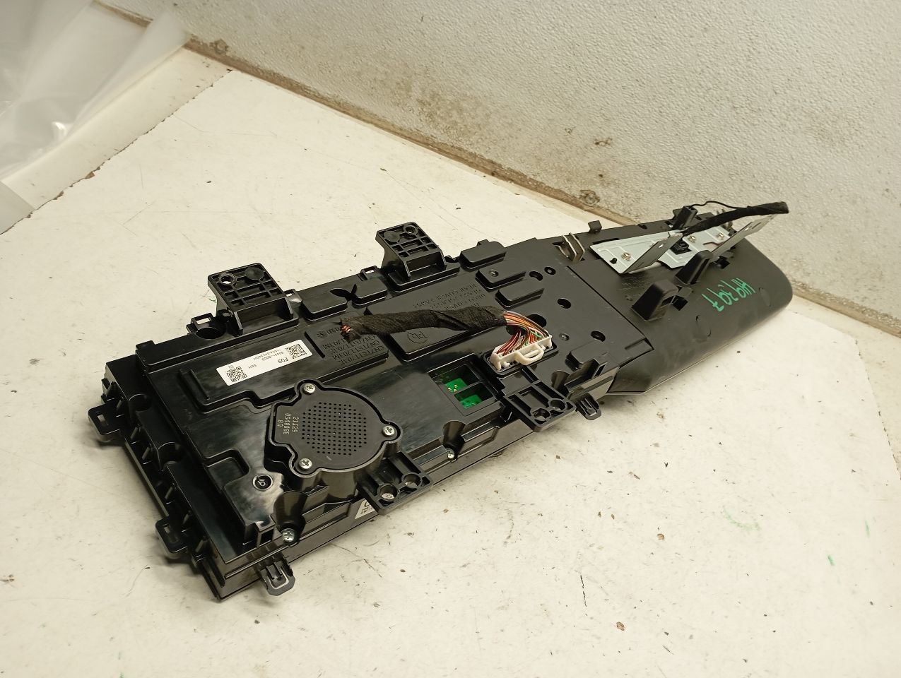 Part image 2