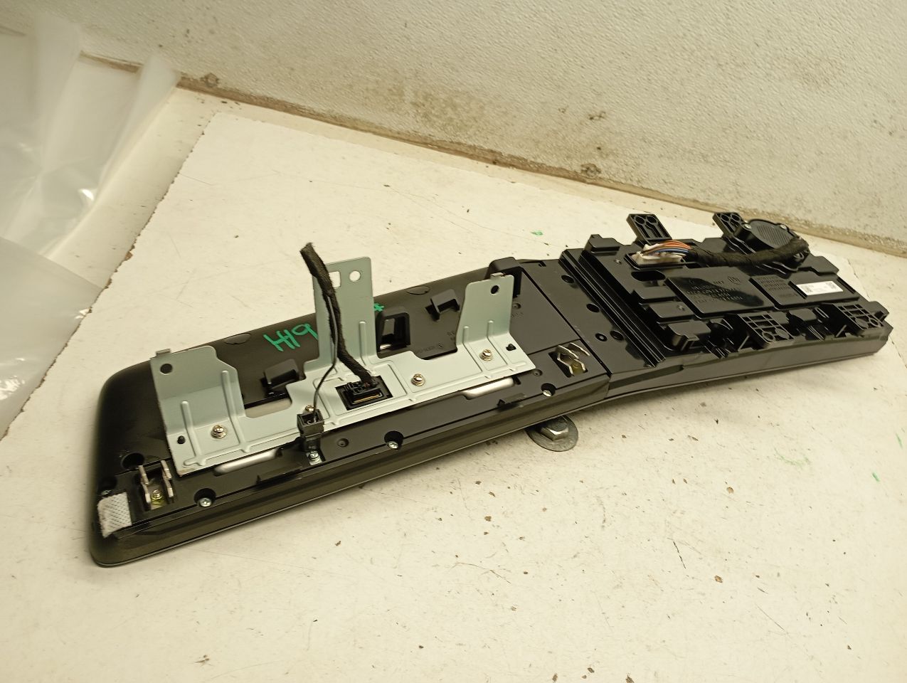 Part image 4