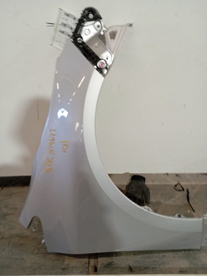 Part image 3