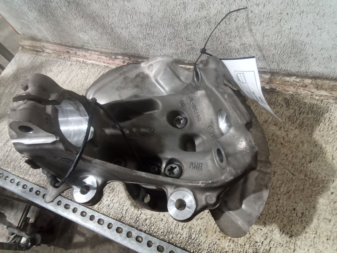 Part image 2