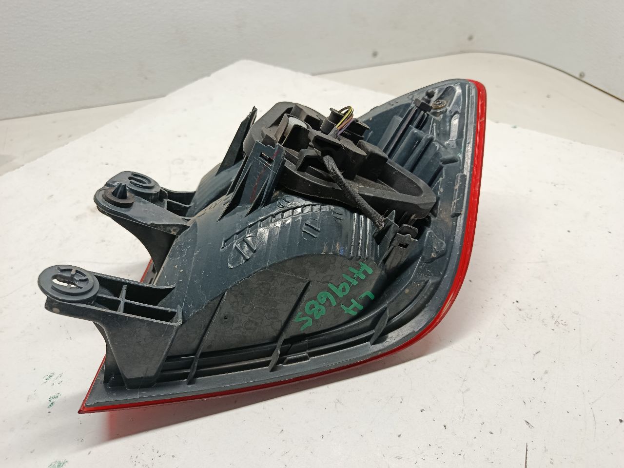 Part image 4