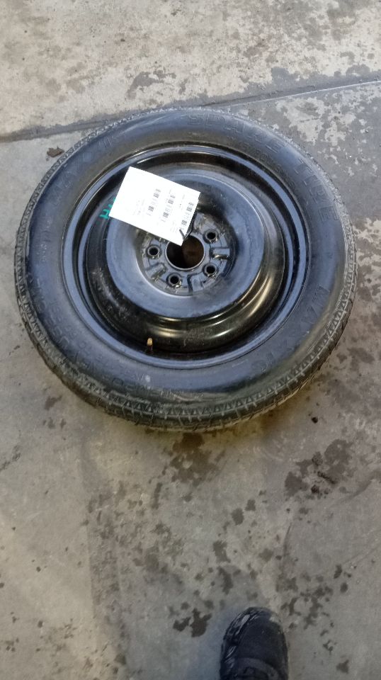 2015 Ford FUSION Wheel