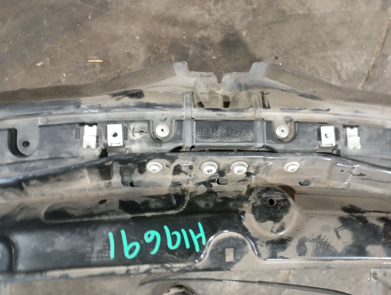 Part image 3