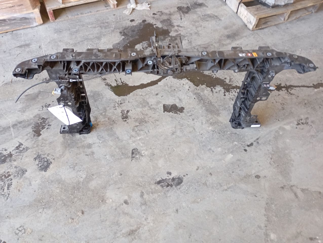Part image 3