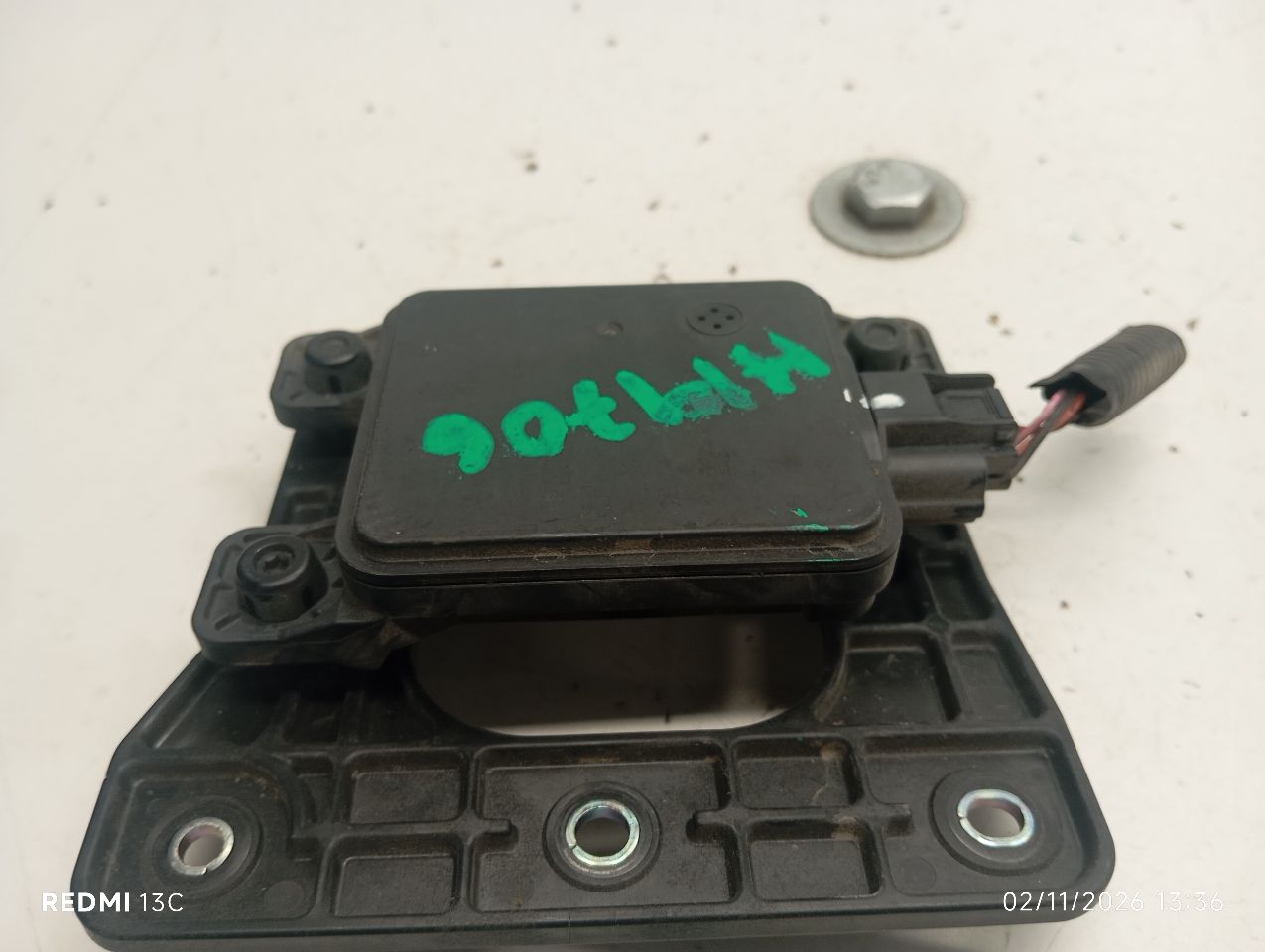 Part image 3