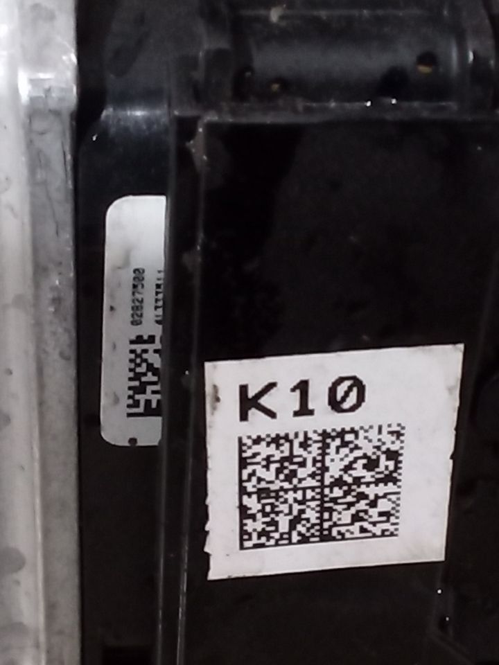 Part image 9