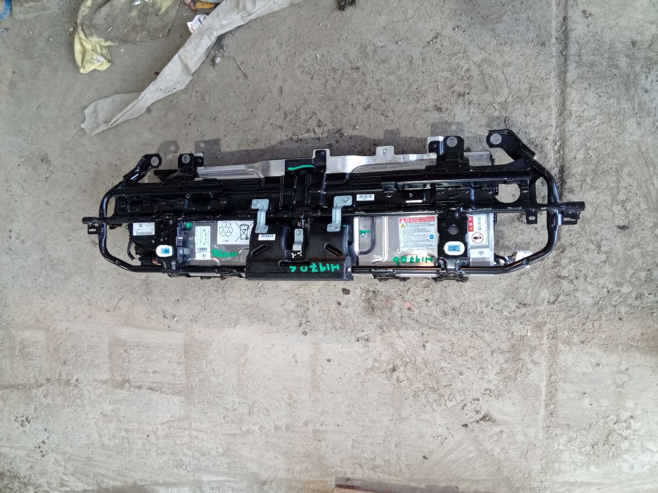 Part image 6