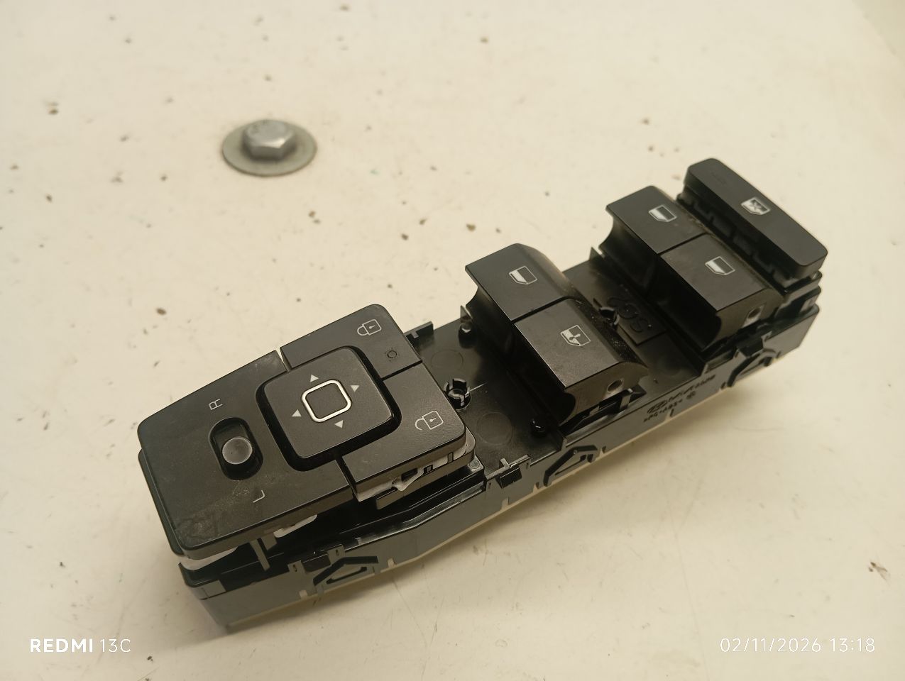 Part image 1