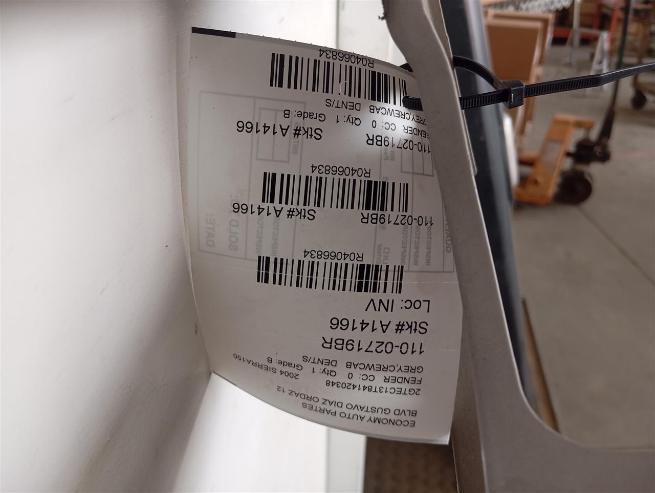 2004 General Motors SIERRA 1500 PICKUP Fender