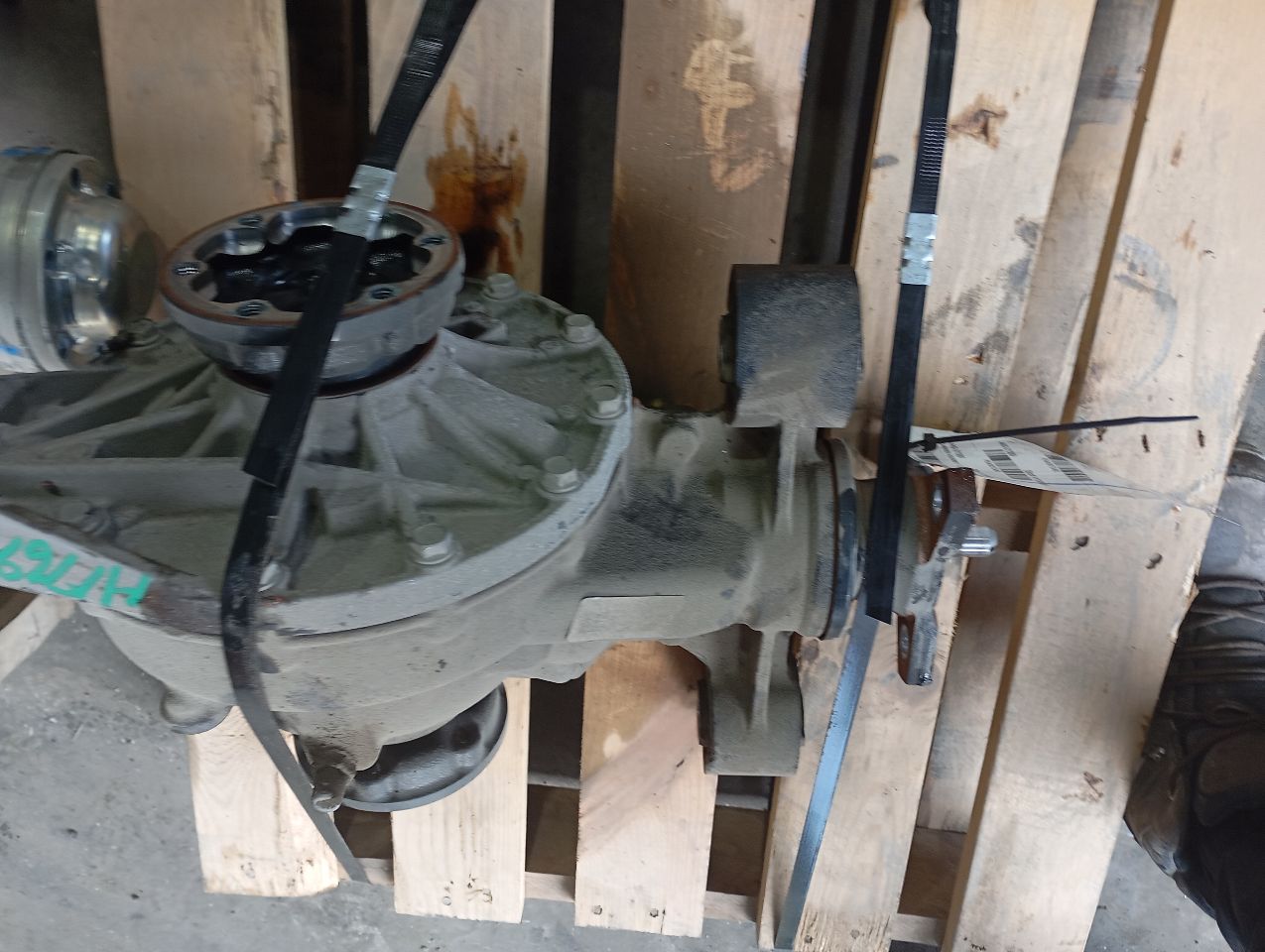 Part image 3