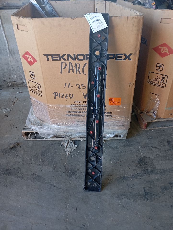 2013 Ford FUSION Radiator Core Supp