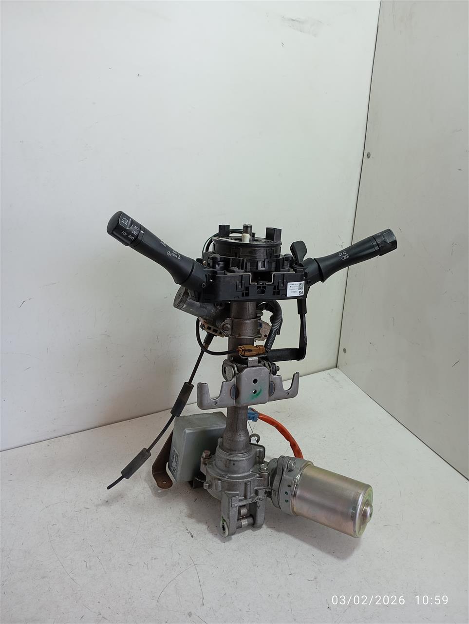 2014 Nissan VERSA Steering Column