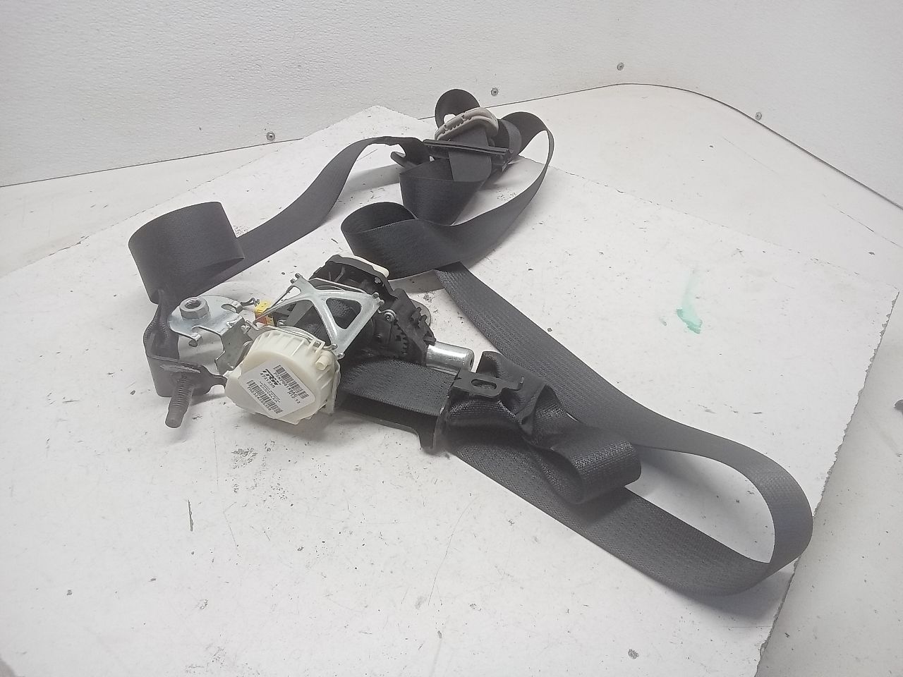 Part image 3