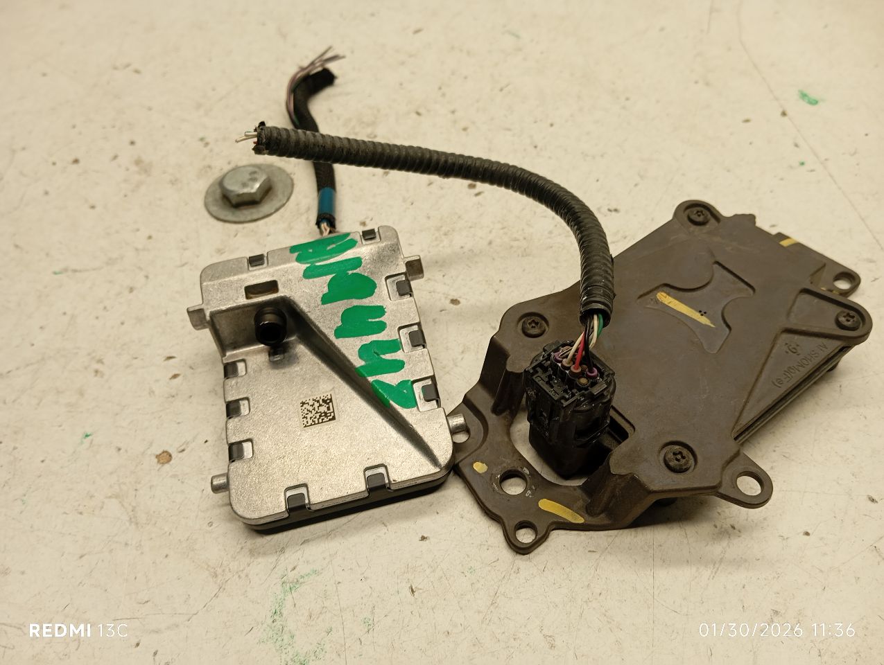 Part image 3