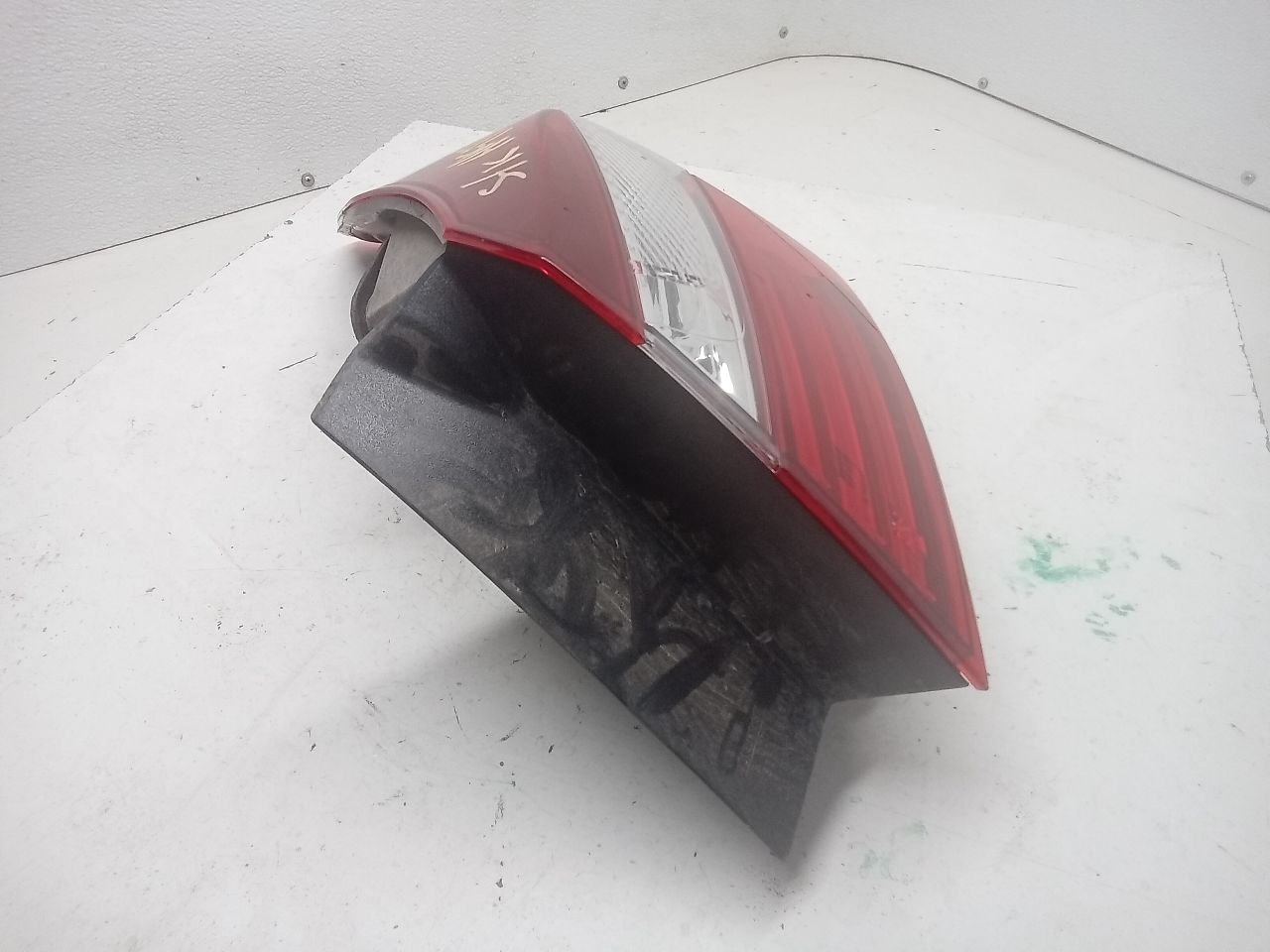 Part image 3