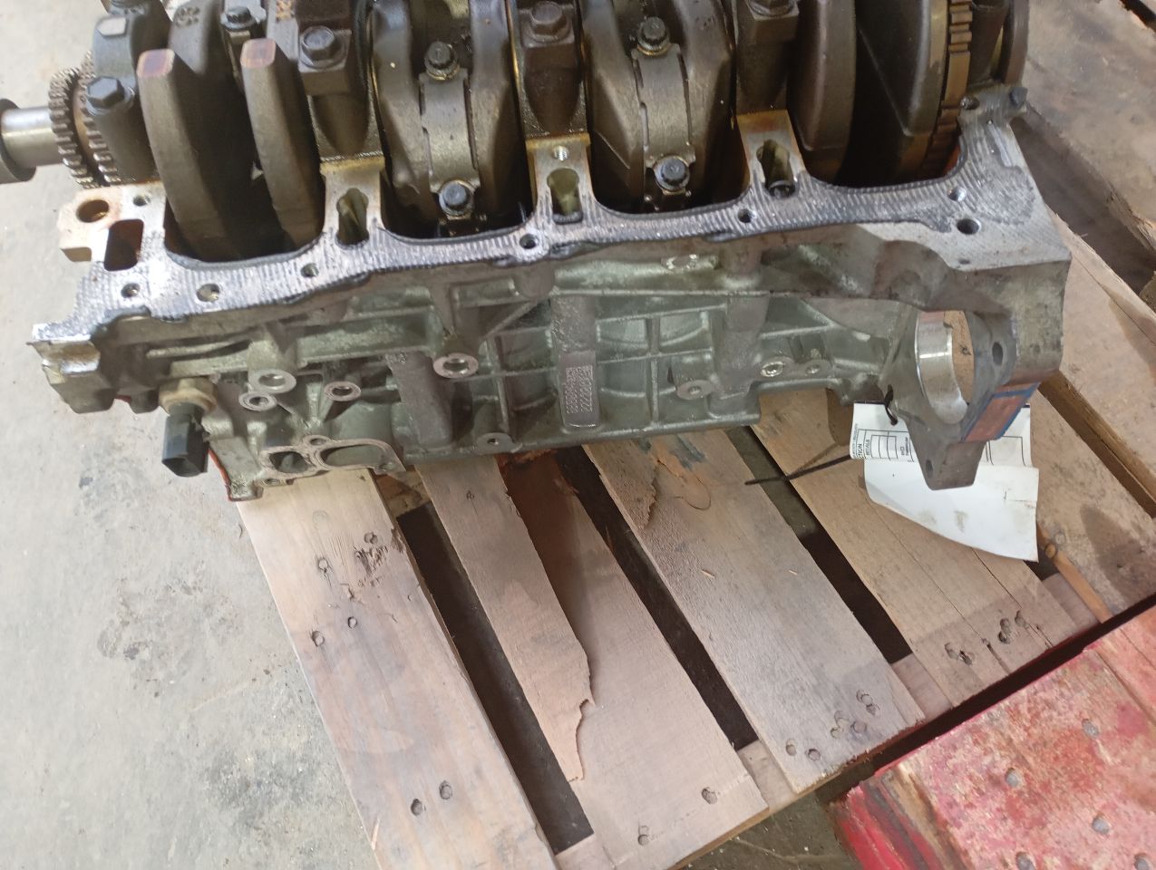 Part image 3