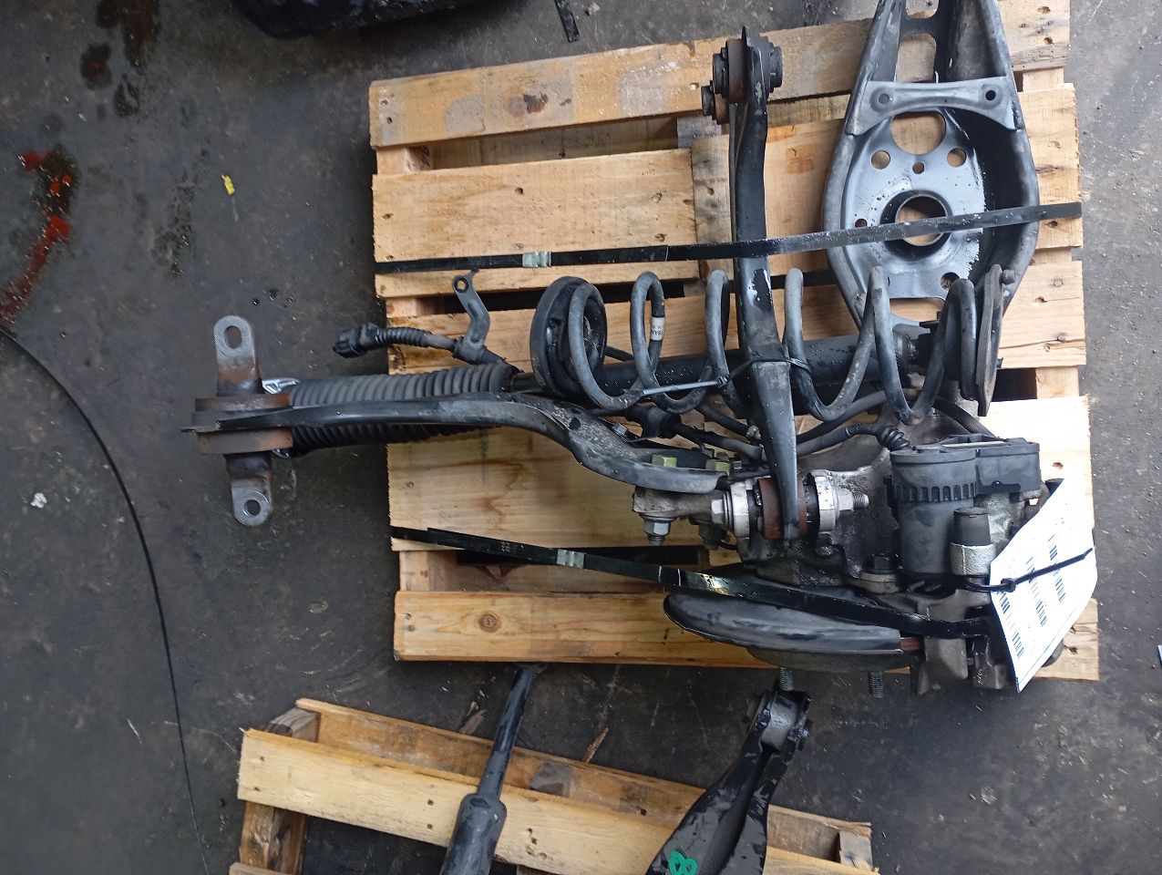 Part image 3