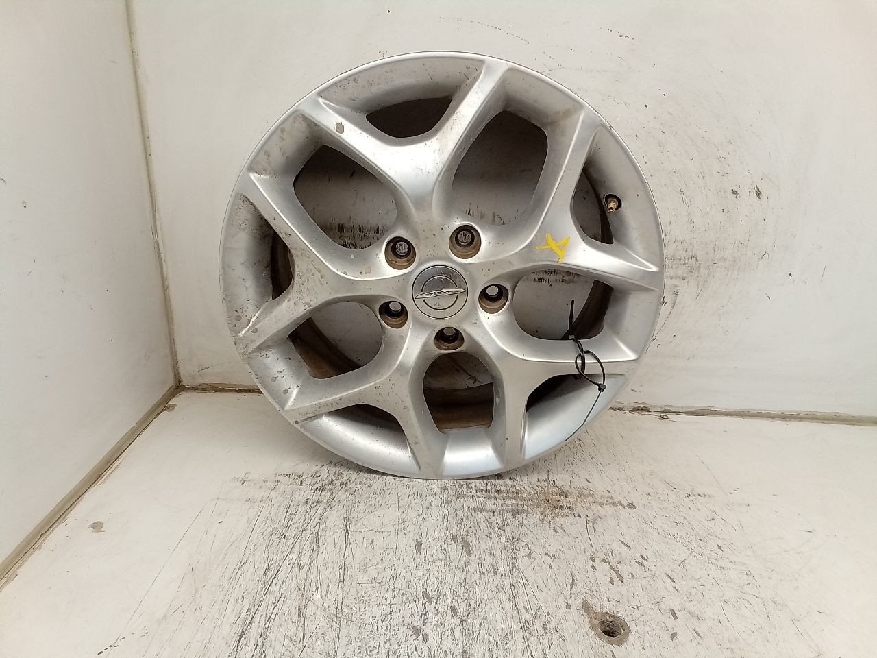 Part image 4