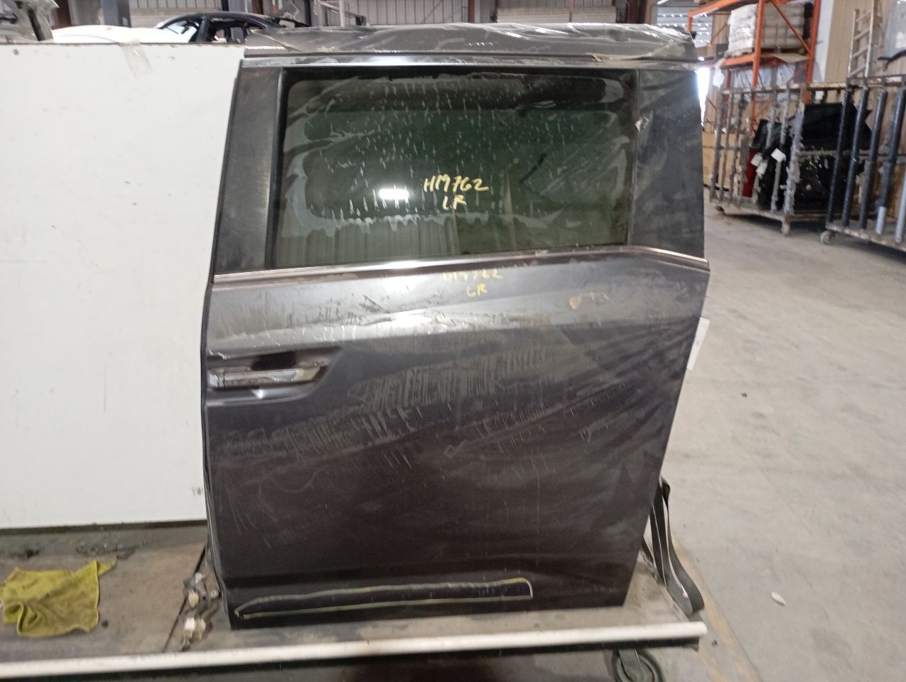 Part image 3