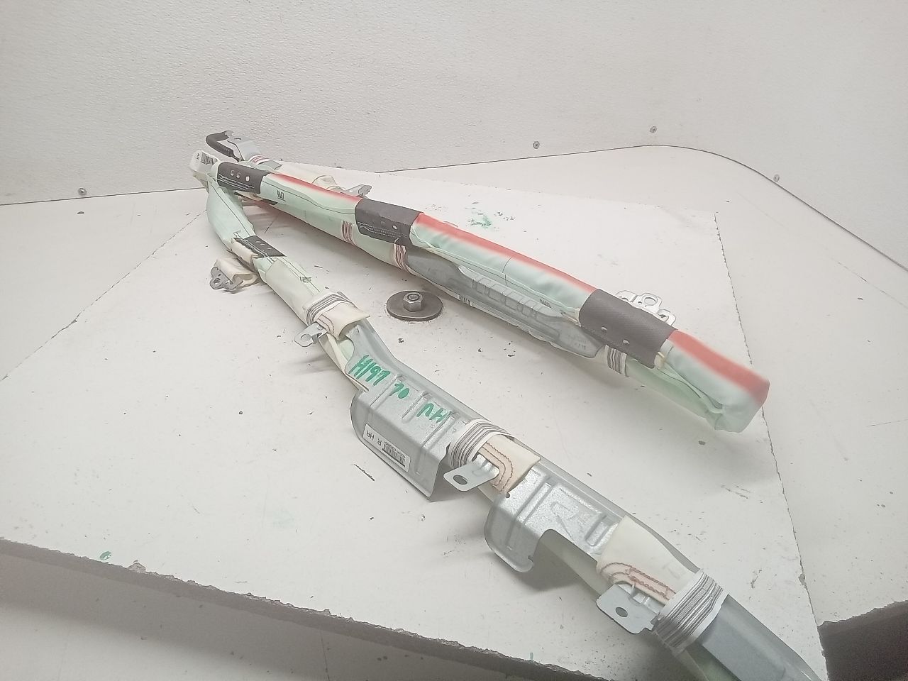 Part image 3